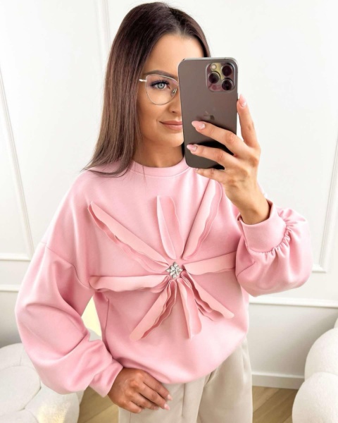 Bluza „Masełko" w kolorze różowym z kwiatem 1422